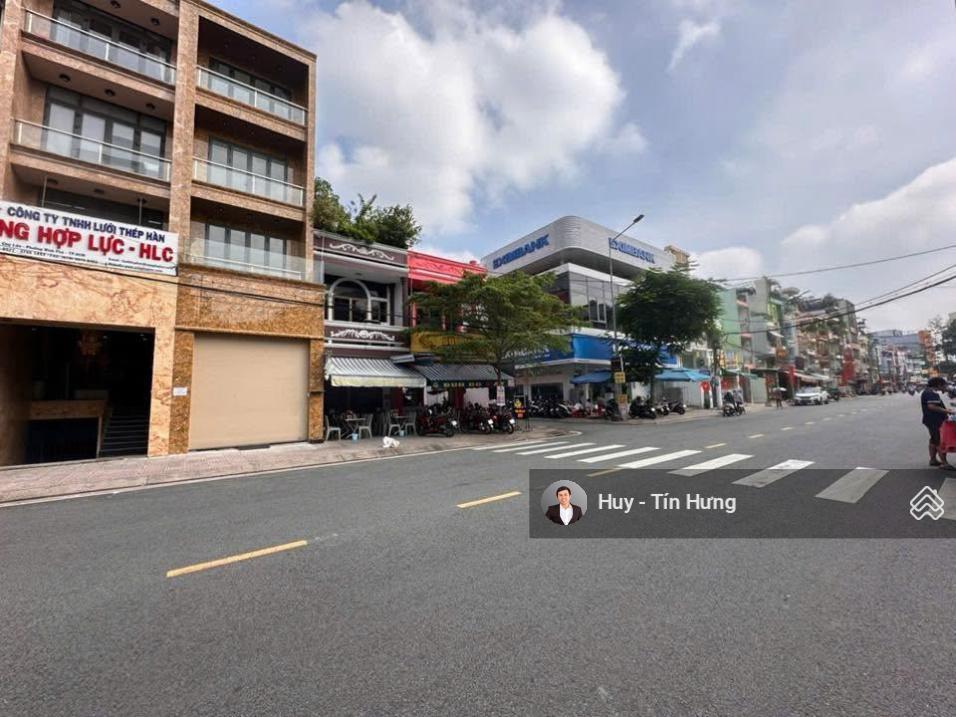 Bán nhà kinh doanh, mt chợ lớn 439m2, giá 152 triệu/m2