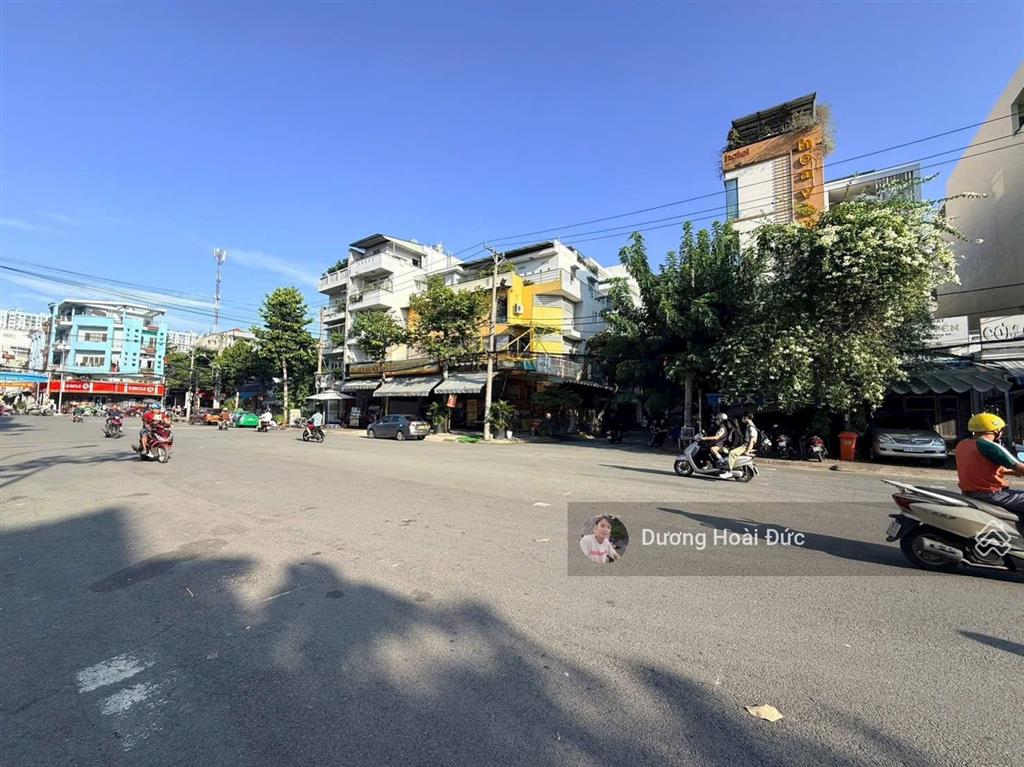  nhà 1 lầu đường 11n  mặt tiền đường rộng 35m khu cxnh quận 7
dt  4m x 23m