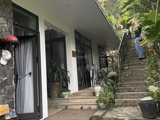 Cho con du học, chủ nhà cần bán khuôn viên 600 giá chỉ 1xtr