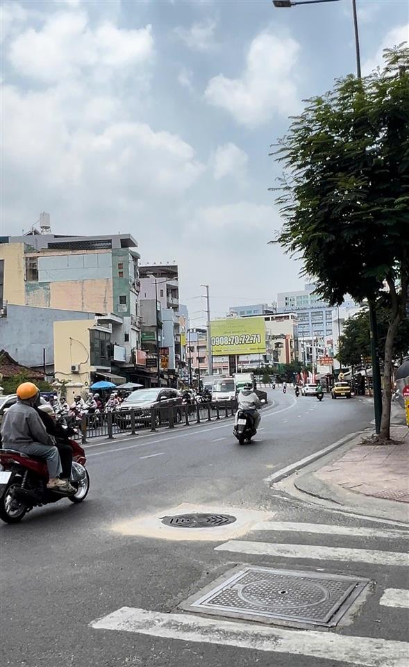 [siêu phẩm góc 3mt] lê quang định, gò vấp  225m2  ngang 12m cực khủng  chỉ 350tr/m2