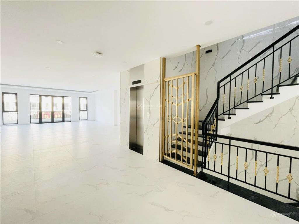 Duy nhất căn 7x20 h+4t hoàn thiện, sổ hồng giá chỉ 29.9 tỷ rẻ nhất vạn phúc city