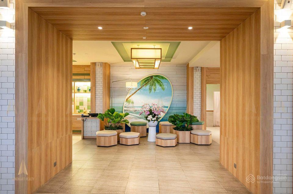 Bán căn hộ fusion trực diện biển  2 phòng ngủ sẵn sổ trao tay