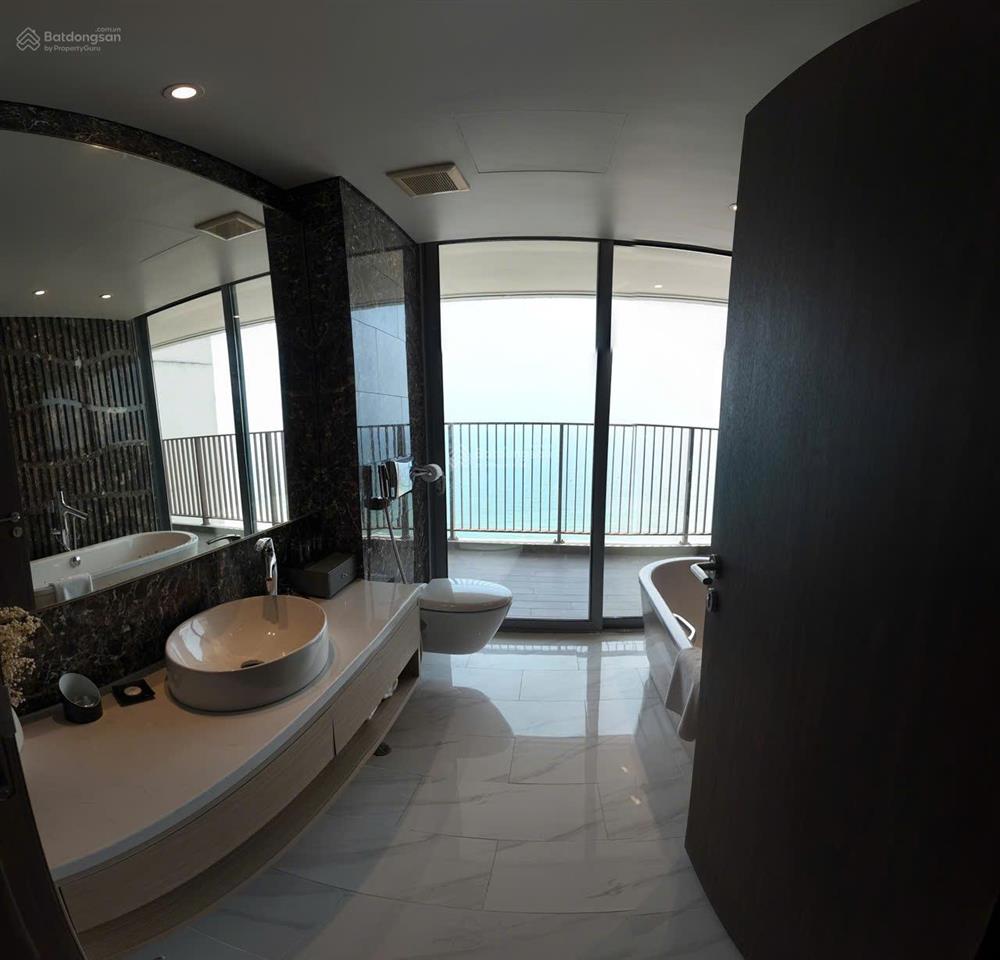 Duy nhất căn full view biển  1 bước chân ra đến biển  căn hộ soleil ánh dương