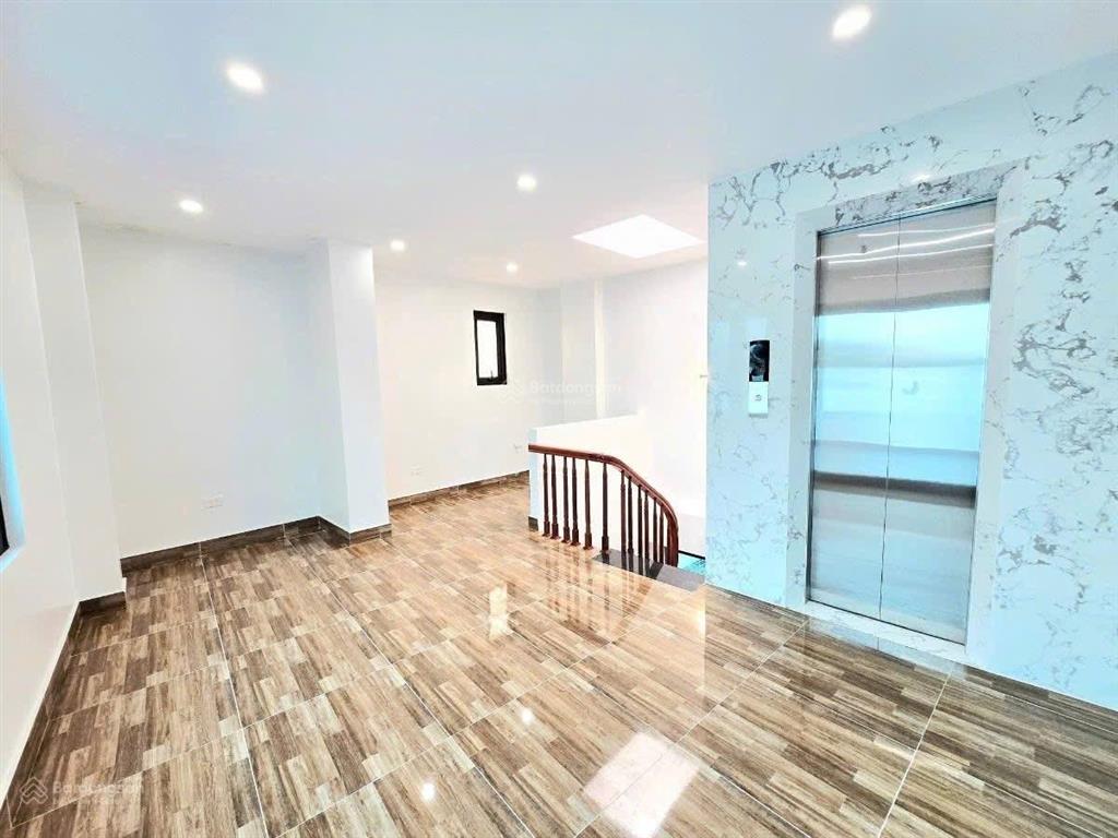 Bán nhà 7 tầng thang máy  trung tâm ba đình  ô tô tránh  giá nhỉnh 19 tỷ