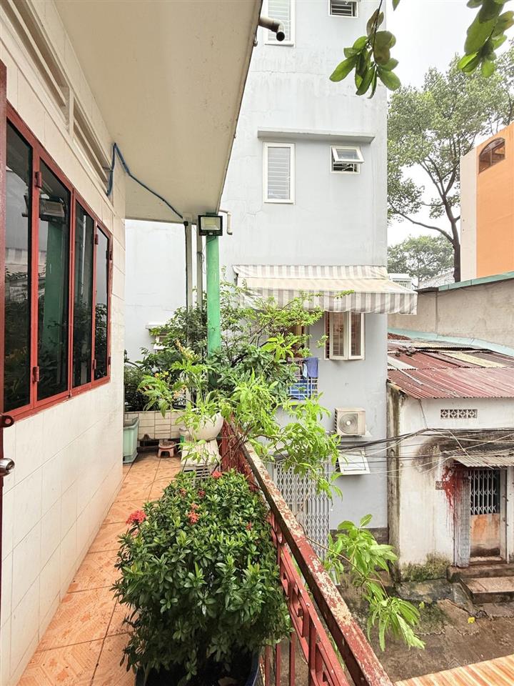 Bán nhà lê hồng phong, quận 10  50m²  2 tầng  2 mặt hẻm  giá mới 7.59 tỷ còn tl.