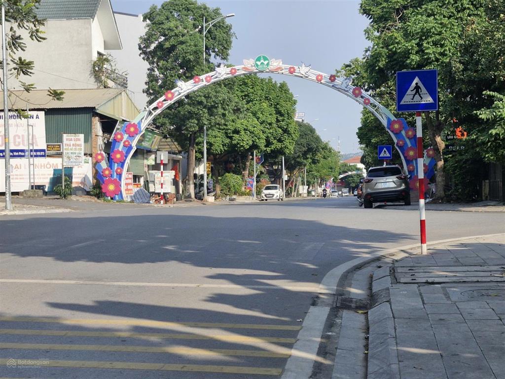 Mặt đường phan chu trinh, khai quang, vĩnh yên  vị trí vàng hiếm có !