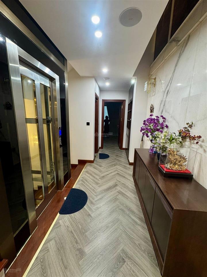 Bán gấp siêu phẩm nhà lk phú diễn hồ tùng mậu bắc từ liêm dt 100m 7t mt 5m kinh doanh giá 39.5tỷ