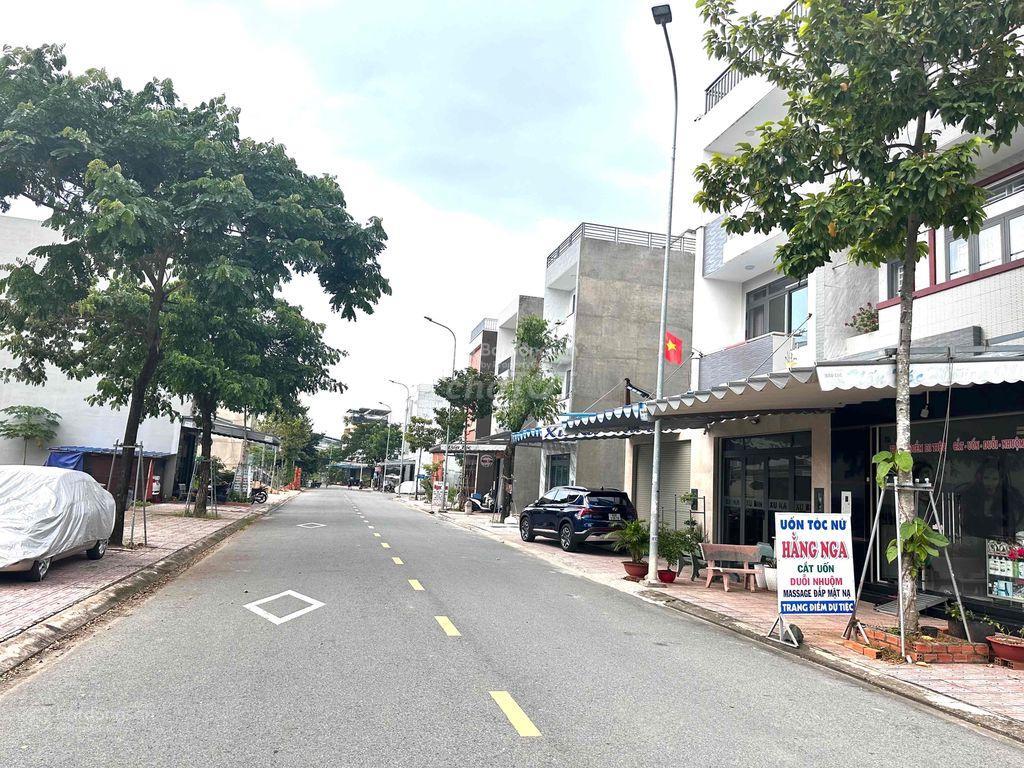 Siêu phẩm giá tốt nhất kdc hóa an, đường hoàng minh chánh  dt 82m2  giá 2tỷ1 bao hết thuế phí