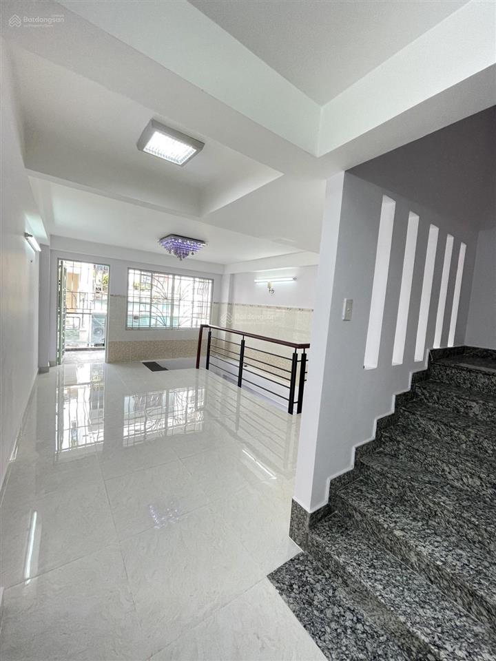 Hẻm vườn lài  chính chủ  4x16  trước cho thuê  mới lấy lại nhà  trệt 2 lầu st