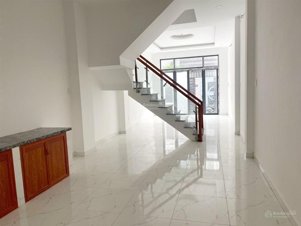 Hẻm hoà bình  sát mặt tiền  4 tầng  4x15,5m  mới xây  chủ bán nhanh trước tết