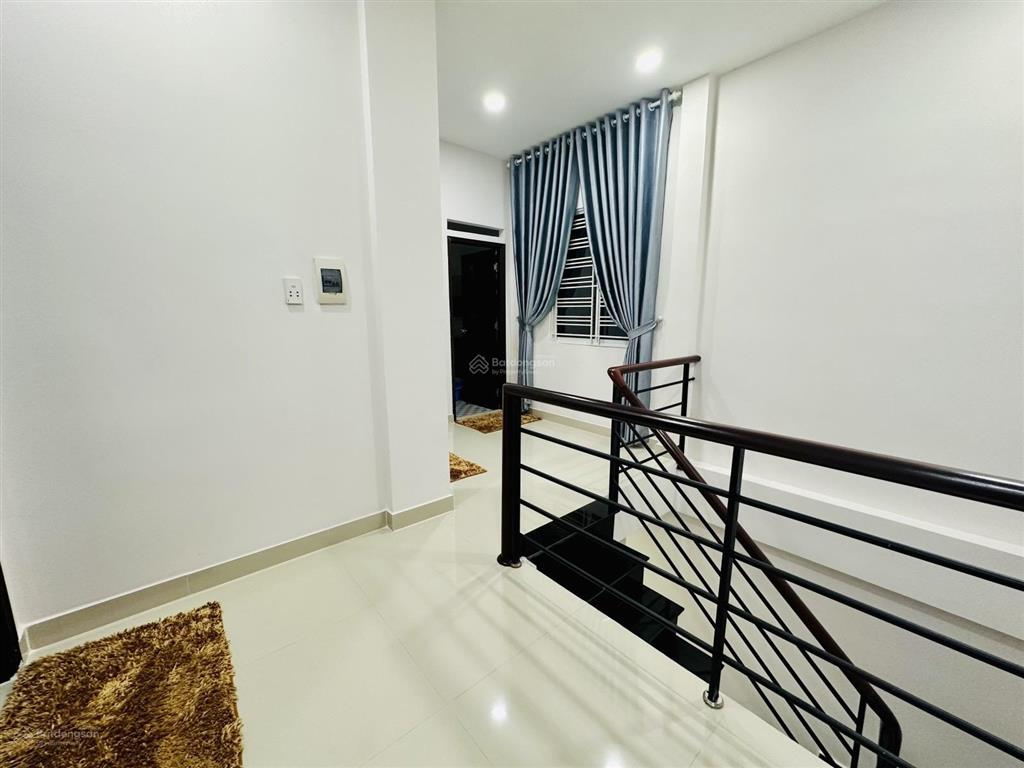 Hẻm đ. tây thạnh  7,5x8  trệt lửng lầu btct  chính chủ bán  3pn  sát mặt tiền