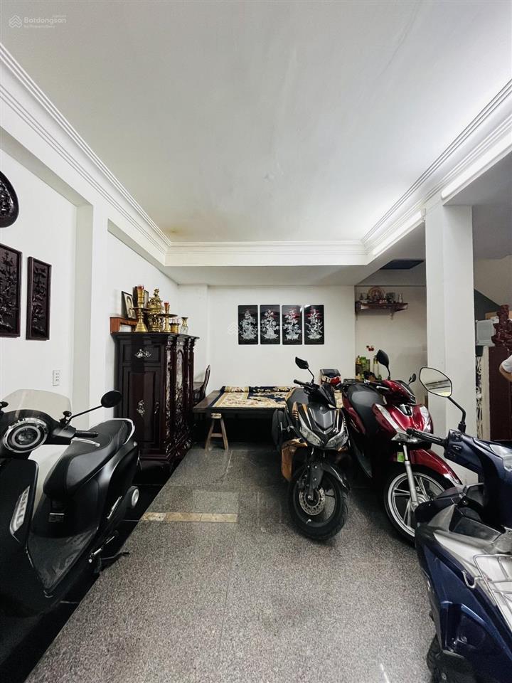 Hẻm tân hương  8x10m  ngang lớn bề thế  nhà chủ tự xây kiên cố  giá còn tl sâu