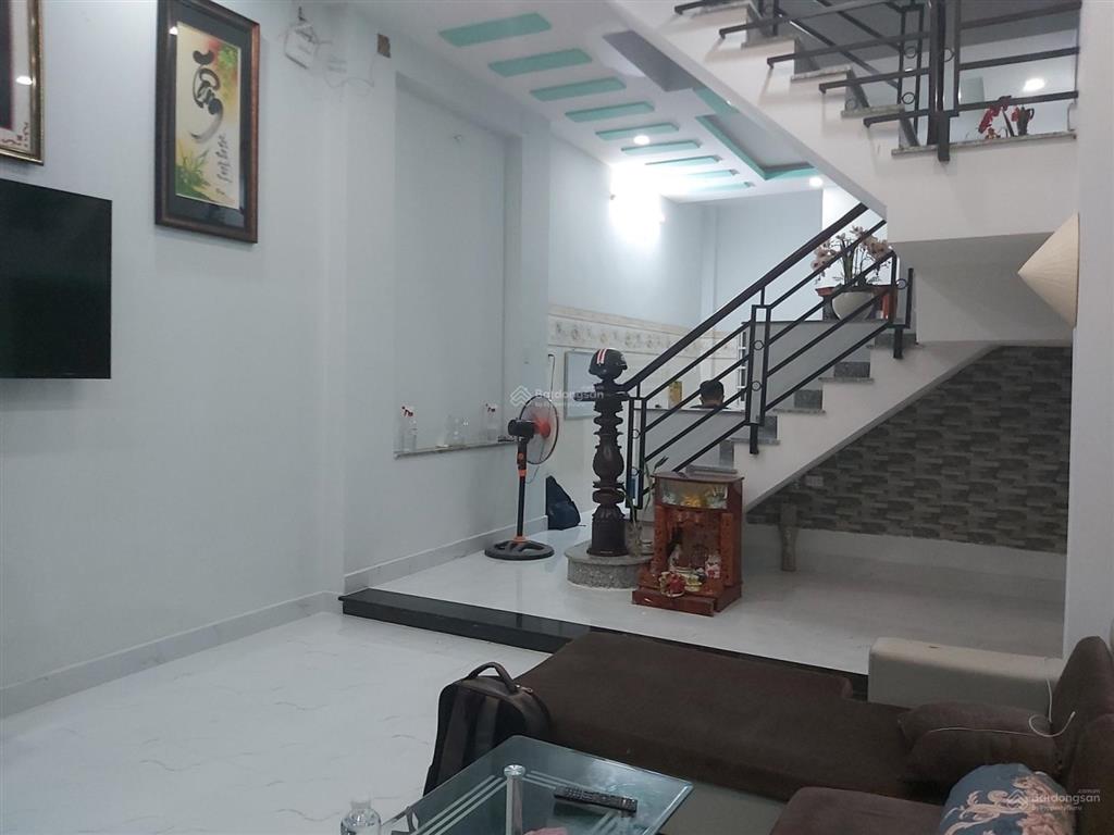 Hẻm vườn lài  hxh thông  nhà chính chủ đang ở  3tầng  3pn  chủ mới gửi cần bán nhanh