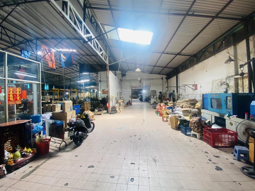 Trịnh đình trọng  tân phú  kho xưởng  2724m2  84x34m  hẻm xe tải 8m