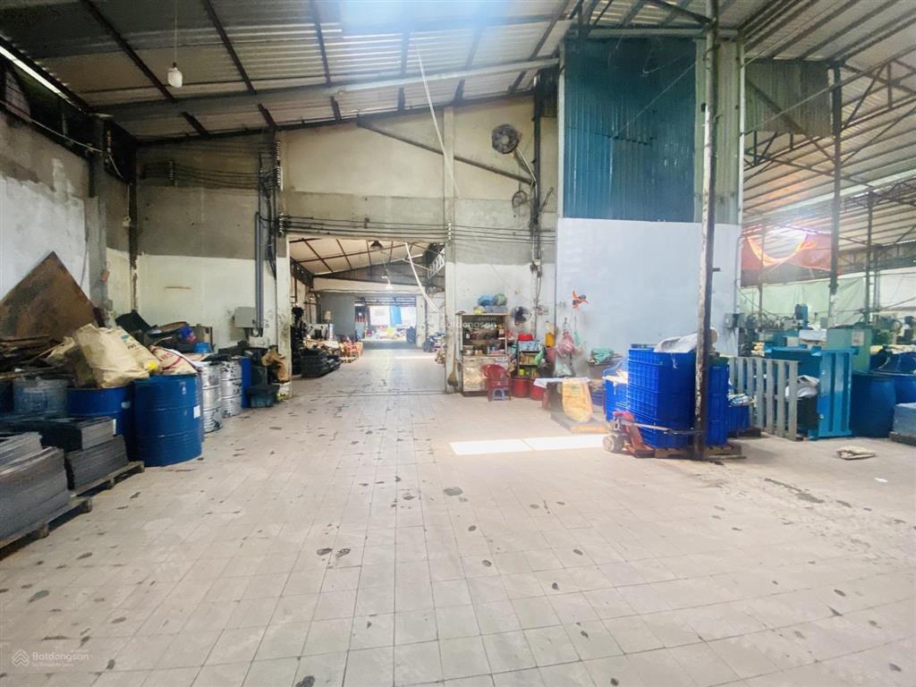 Trịnh đình trọng  tân phú  kho xưởng  2724m2  84x34m  hẻm xe tải 8m
