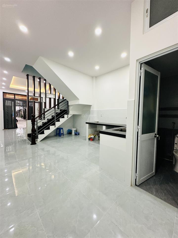 Đường đông bắc  hẻm oto  4,1x13  2tầng 2pn 3wc  chủ ngộp bán nhanh 1 tuần