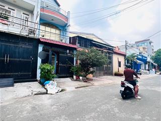 Bán mt đường d10  9pn, 10wc cho thuê tn cao (4mx25m) đúc 3.5 tấm [11.4 tỷ]