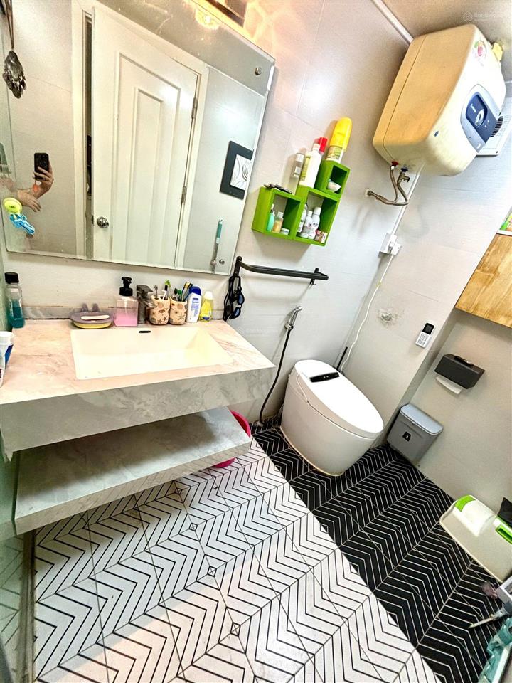 Chính chủ thanh khoản gấp ct5 định công 3pn 86,7m2 cực đẹp, thiện chí có thương lượng nhẹ