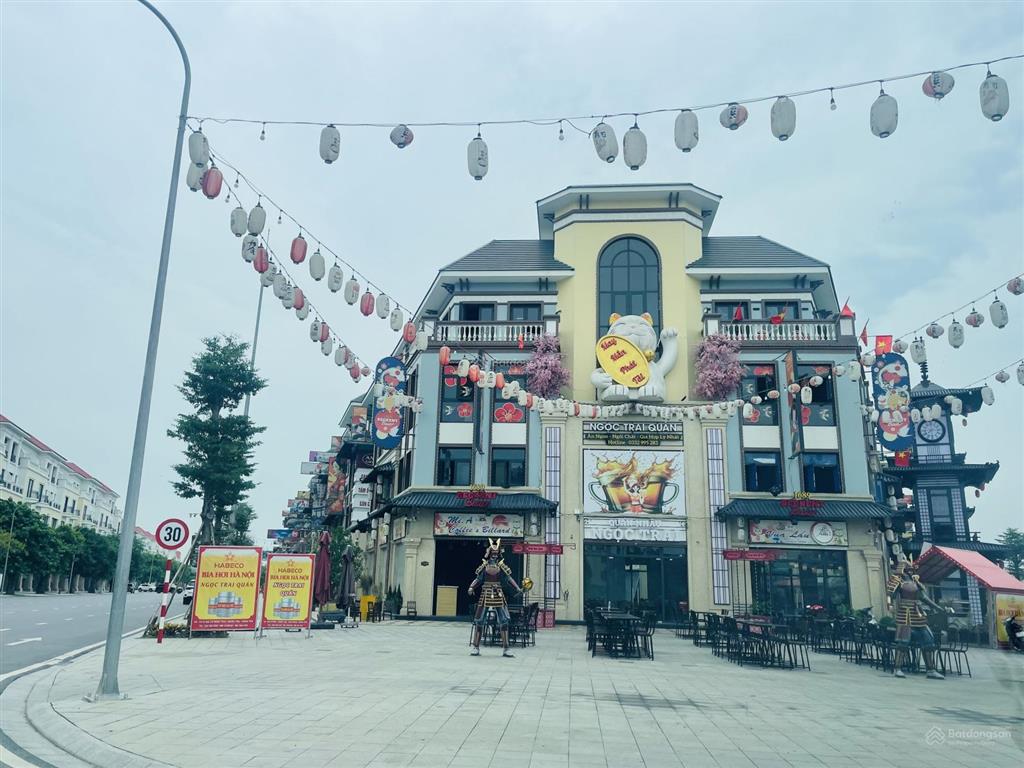 Shophouse đường đại dương 80 m2 giá 12 tỷ đối diện 10 tòa chung cư mặt đường 30m, hướng đông nam