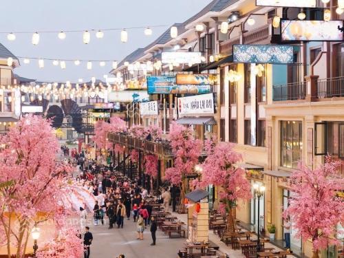 Shophouse đường đại dương 80 m2 giá 12 tỷ đối diện 10 tòa chung cư mặt đường 30m, hướng đông nam