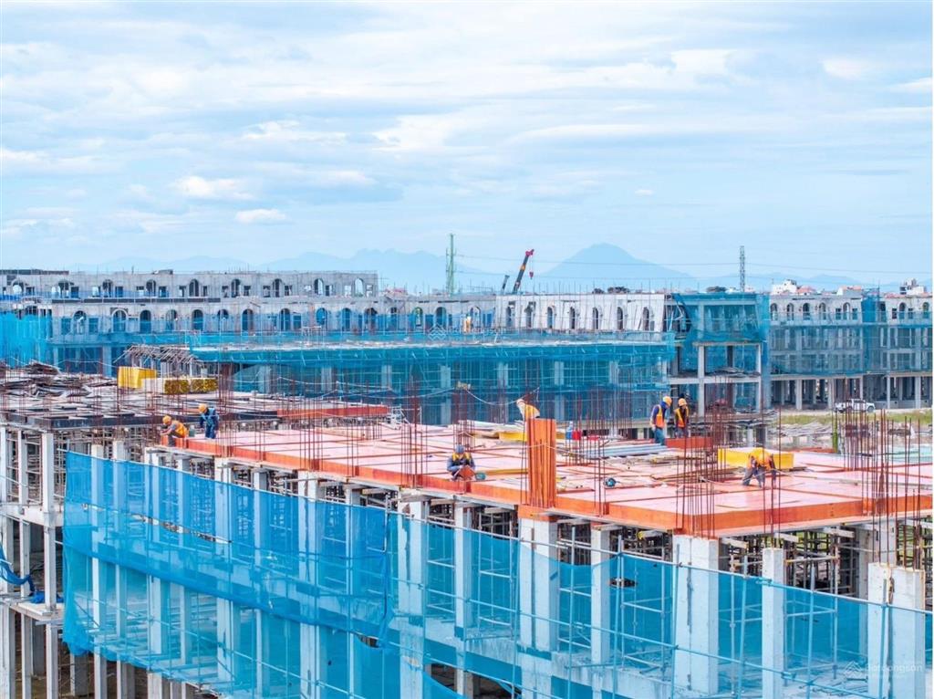 Vốn 3ty5 sỡ hữu nhà phố cách hồ tây 15p di chuyển diện tích 50m2 xây 4 tầng tại dự án noble tây tl