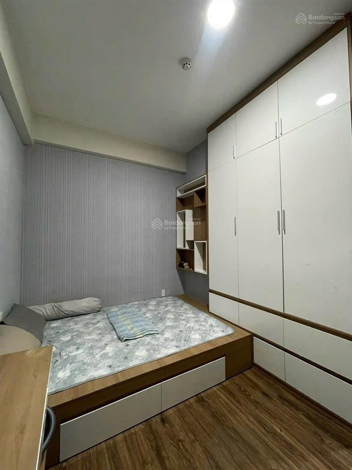 Chính chủ cần bán căn 56m² toà mp15 nhà đã có sổ hồng để lại full nt giá tốt trên thị trường