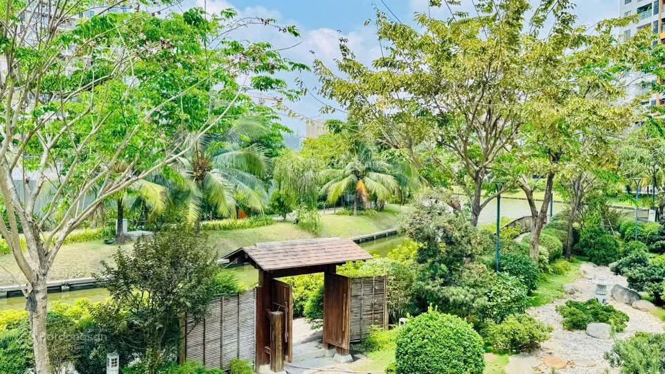 Cần bán căn 85m² tòa panorama đã có sổ hồng giá tốt nhất thị trường tặng kèm nt sẵn pass xem nhà