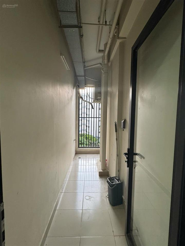 Cho thuê căn góc 2pn 2wc nội thất cơ bản hướng mát nhận nhà ở liền được giá 9.5tr/tháng