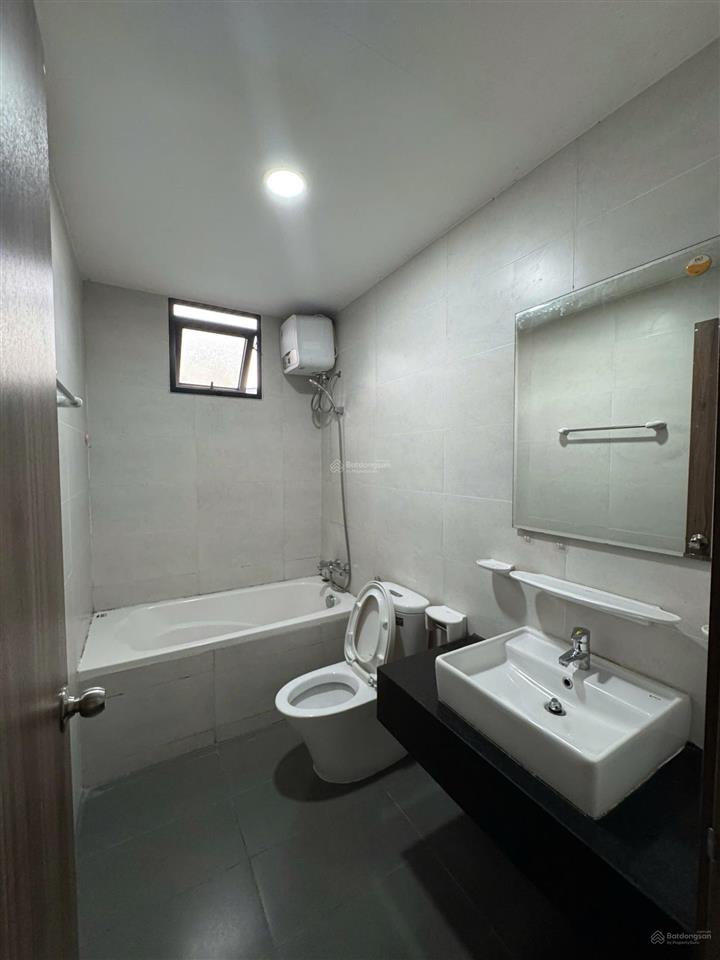Cho thuê căn góc 2pn 2wc nội thất cơ bản hướng mát nhận nhà ở liền được giá 9.5tr/tháng
