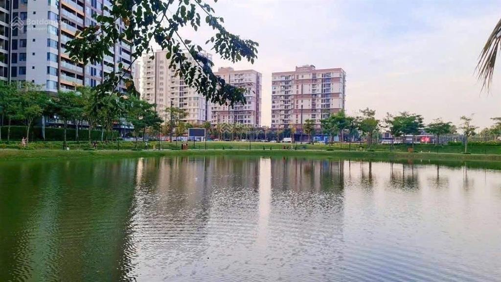 Cần bán căn 60m2 tòa panorama đã có sổ hồng nhà mới sẵn pass xem nhà giá 3,970 tỷ bao gồm thuế phí