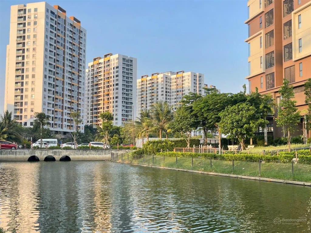 Cần bán căn 60m2 tòa panorama đã có sổ hồng nhà mới sẵn pass xem nhà giá 3,970 tỷ bao gồm thuế phí