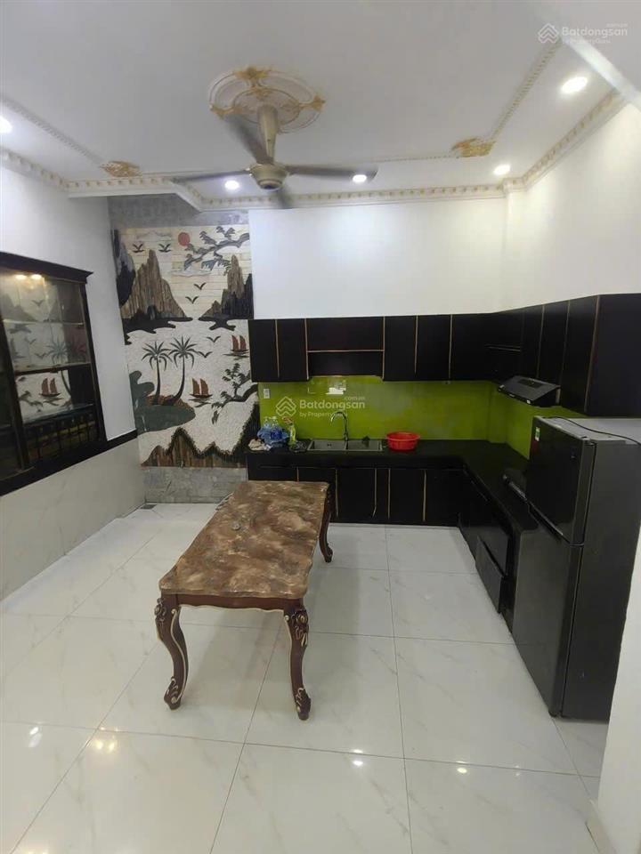 Nhà 3 tầng  7tỷ tl 4pn   nội thất  hẻm ô tô đường 22 linh đông