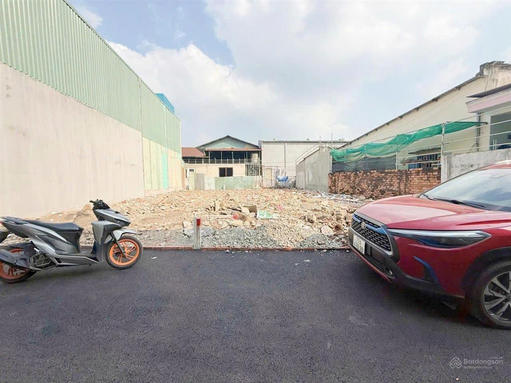 Đất đẹp hẻm 647 quốc lộ 13 hiệp bình phước hạ tầng kết cấu xây nhà 1 trệt 1lửng 2 lầu
