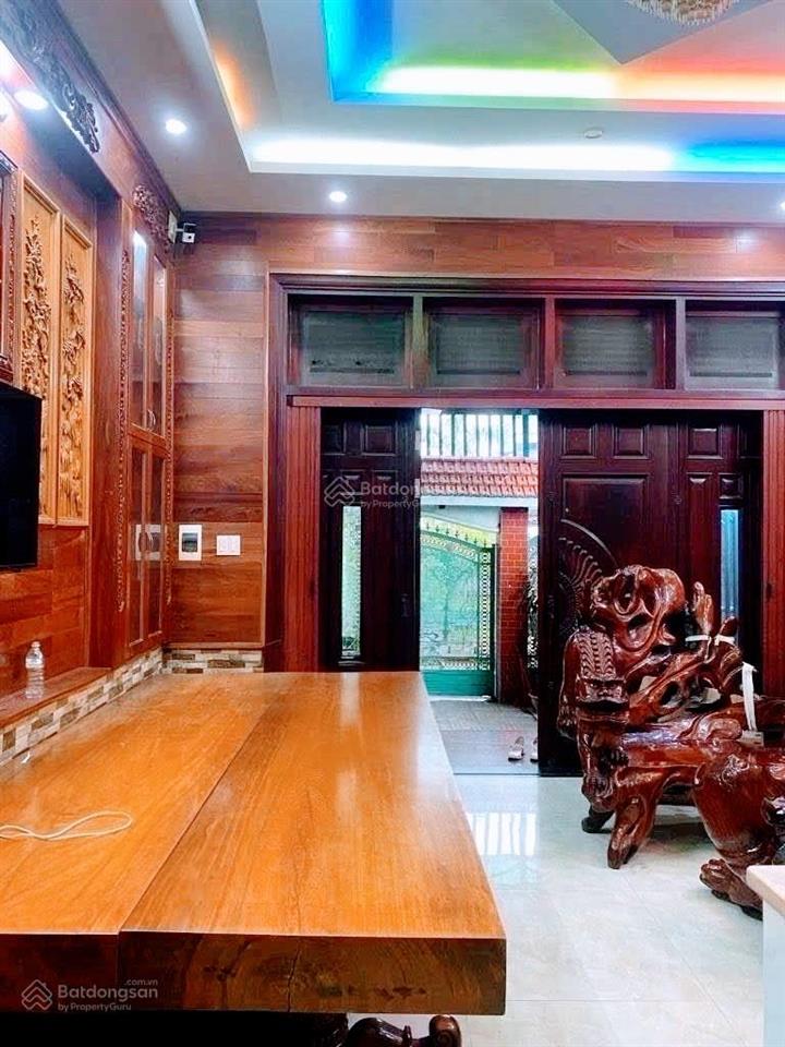Nhà đường 11  ql13 cũ hbp  nhà hxt  đường trước 7m nhà đẹp mới như hình