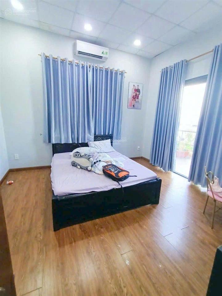 Cg nhà biệt mini 2 tầng nhà đường 41 phạm văn đồng linh đông  thủ đức dt 8x22m + 4pn sân xe hơi