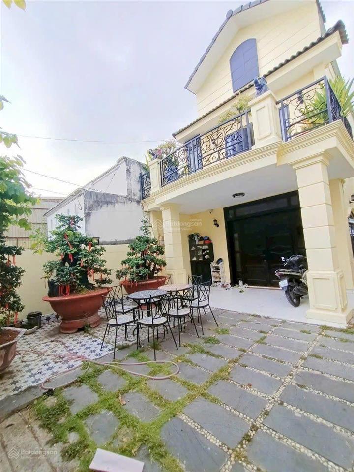 Cg nhà biệt mini 2 tầng nhà đường 41 phạm văn đồng linh đông  thủ đức dt 8x22m + 4pn sân xe hơi