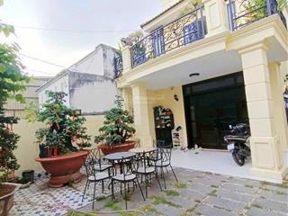 Cg nhà biệt mini 2 tầng nhà đường 41 phạm văn đồng linh đông  thủ đức dt 8x22m + 4pn sân xe hơi