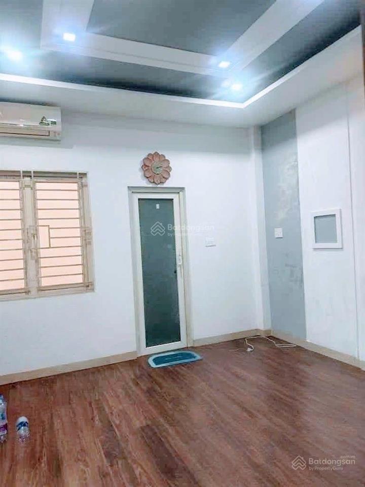 Chủ cần bán gấp nhà 4 tầng ngay khu vạn phúc, 70m2, xe tải