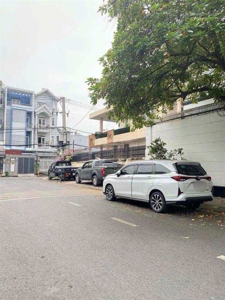 Chủ cần bán gấp nhà 4 tầng ngay khu vạn phúc, 70m2, xe tải