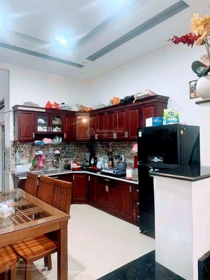 Chủ cần bán gấp nhà 4 tầng ngay khu vạn phúc, 70m2, xe tải