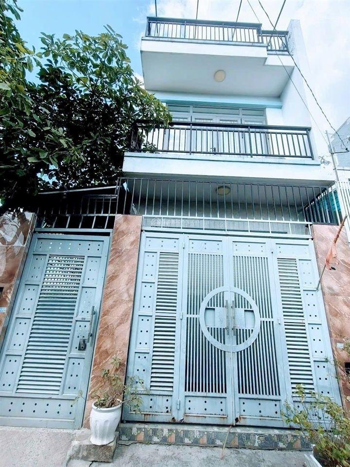 Gg nhà 3tầng, đón tết, đường 22 linh đông  thủ đức  giá 7.2 tỷ
 dt 81m (6 13.5m), nở