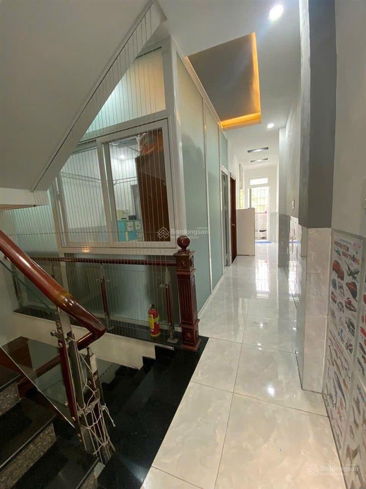 Hạ giá sốc! nhà 104m đối diện vạn phúc city 5pn btct chỉ 7,98 tỷ, vay 6.8 tỷ