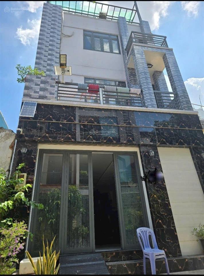 Hàng hiếm tô ngọc vân ô tô tránh/ ngang khủng 5.8m/dt 68m2/ giá 8tỷ