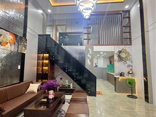 Hiếm! nhà tam bình 61m2, ngang 5.2m 4pn ô tô đậu cửa giá mềm.