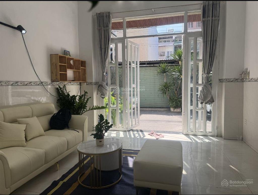 Tìm đâu ra căn thứ 2? đường 6m linh đông, nhà 3 tầng kiên cố, giá 6.6 tỷ thương lượng.