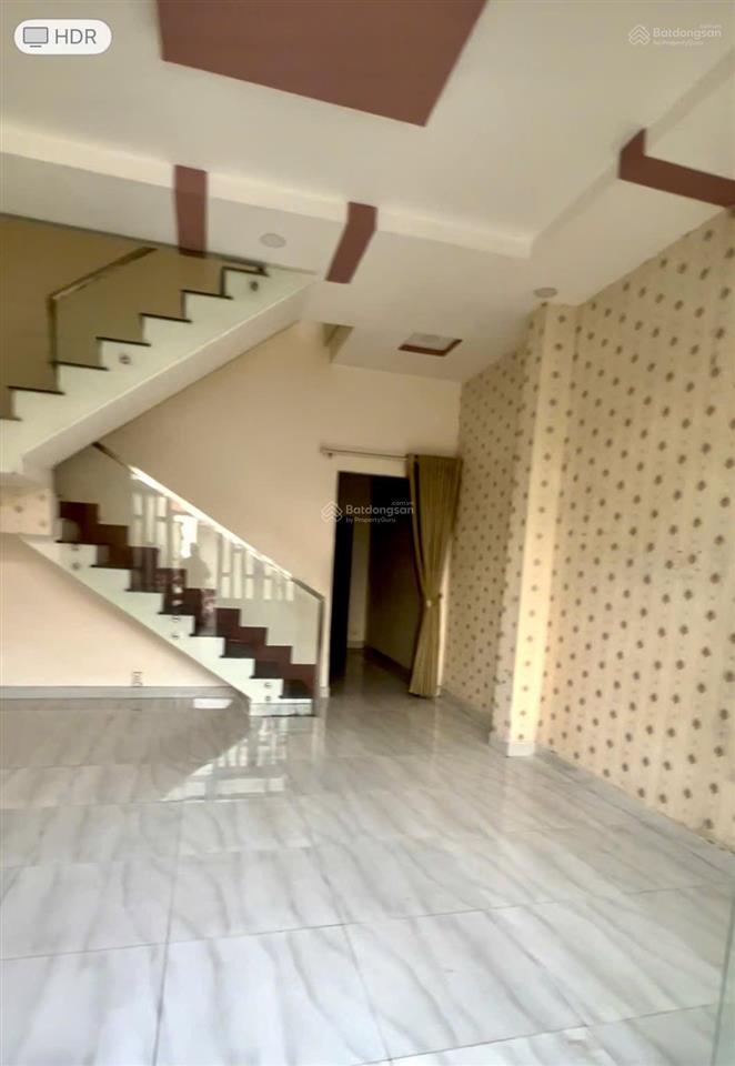 5.5 tỷ, 68m2 (4.5x16), hẻm ô tô thông, 100m ra phạm văn đồng,