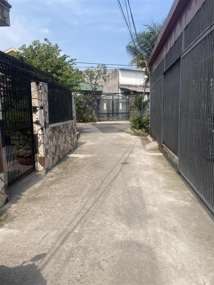 5.5 tỷ, 68m2 (4.5x16), hẻm ô tô thông, 100m ra phạm văn đồng,