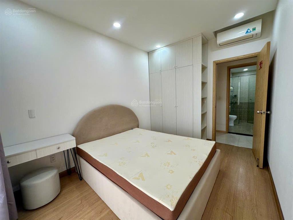 Bán căn hộ 3pn, 2wc, giá ưu đãi tại oriental plaza 685 âu cơ, 103m2, q.tân phú,  0933 772 ***