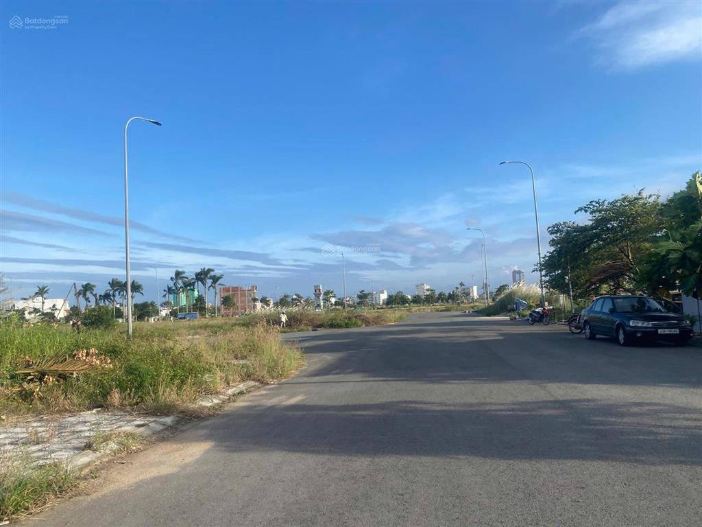 Bán nhà 5 tầng gần vincome tuy hòa, sổ hồng riêng hoàn công . giá tốt nhất thị trường  0866 563 ***