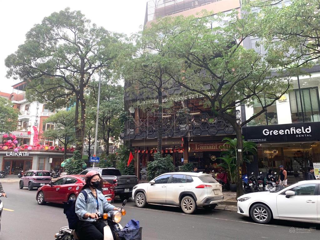 Mặt phố  trung hoà  105m2  mt5.5m  56.5 tỷ  vỉa hè  ô tô dừng đỗ  chủ bán gấp trước tết !!!